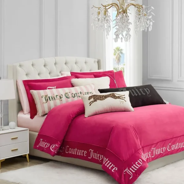 Juicy Couture Broderad Leopardkudde