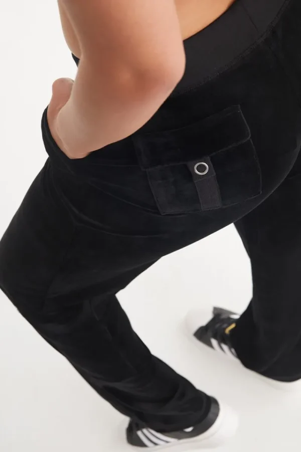 Kvinnor Juicy Couture Snap Pocket Velour Cargo Byxor